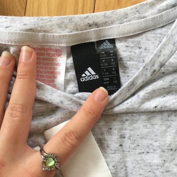 adidas athletic tee🤎🤎 - Picture 2 of 2
